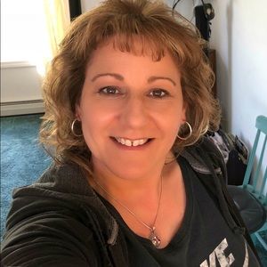 Meet your Posher, Annette